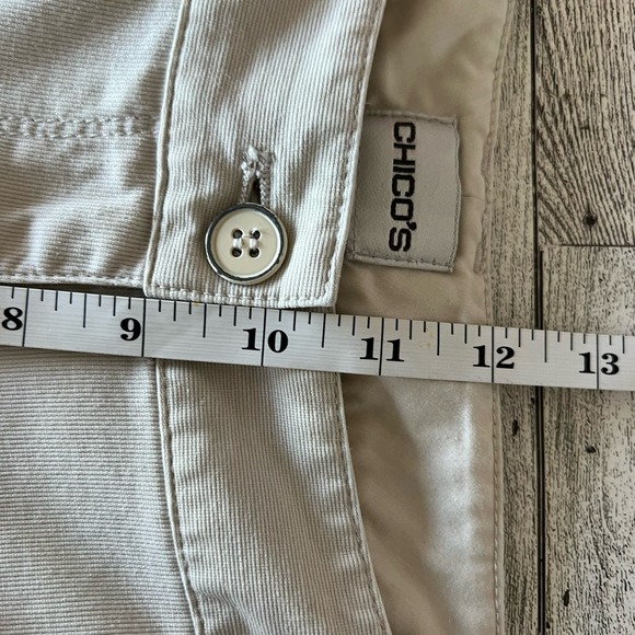Chico’s Capri Pants micro corduroy women’s size 2 (12) Tan   *tiny flaw - Picture 9 of 11